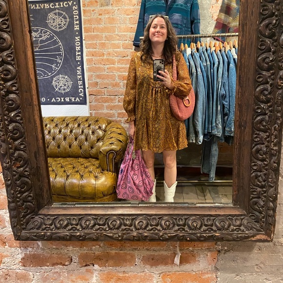 Meet your Posher, Christine - Picture 3 of 7